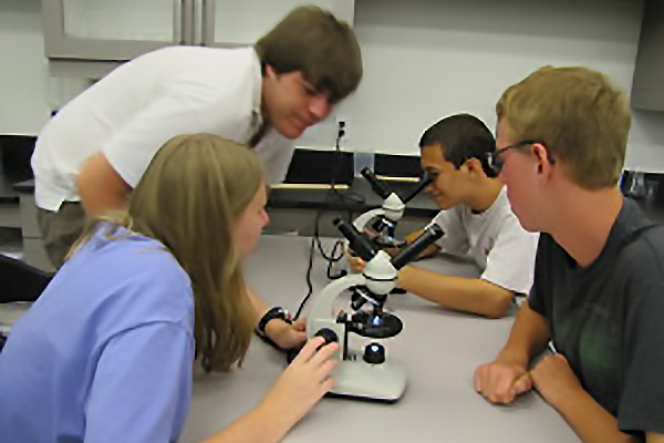 Middle School Students in Lab